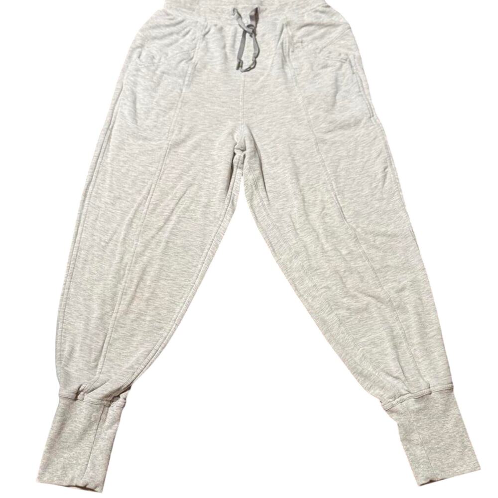 Lululemon Women’s Heather Gray Joggers – Drawstring Waist & Tapered Fit